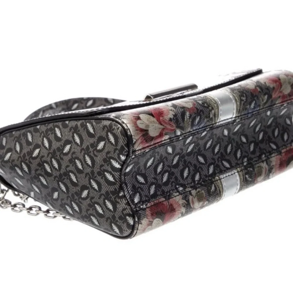 ✨💎LIMITED EDITION💎✨ LOUIS VUITTON FLORAL TWIST MM WITH DUSTBAG AND GIFT. - Picture 5 of 10